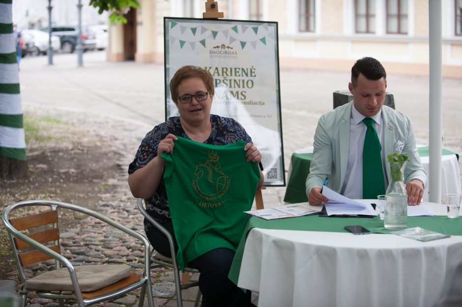 „Hanzos dienos“ – su gyvomis skulptūromis ir lašišų kamuoliais