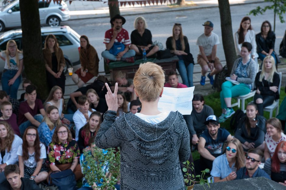 Slemo poezijos debiutas Kaune – su ovacijomis