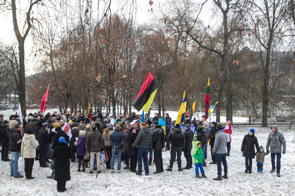 Skverą priešais Rusijos ambasadą krikštija „Euromaidano“ vardu