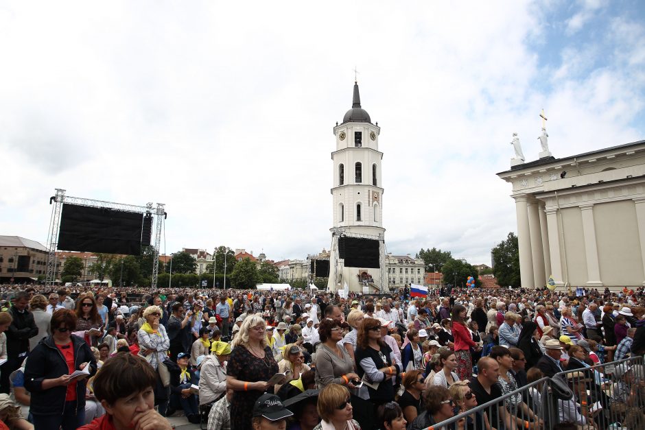 Į Kaišiadoris parvežtas sarkofagas su T. Matulionio palaikais