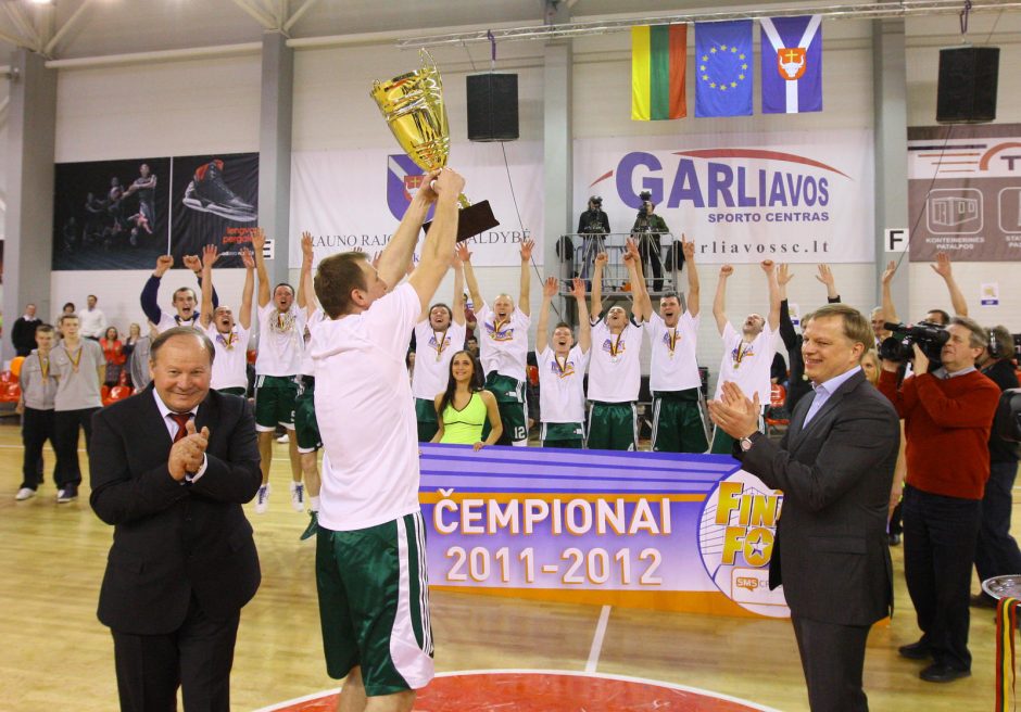 Garliavos arena ištuštėja tik naktį