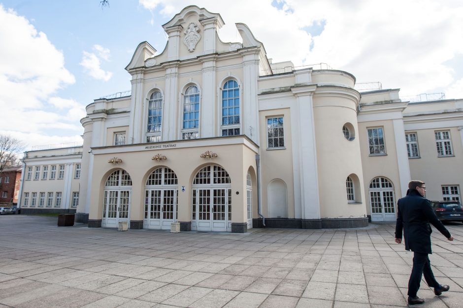 Kauno muzikinio teatro spindesys ir skurdas