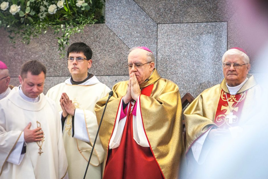 Kristaus Prisikėlimo bažnyčiai suteiktas bazilikos vardas