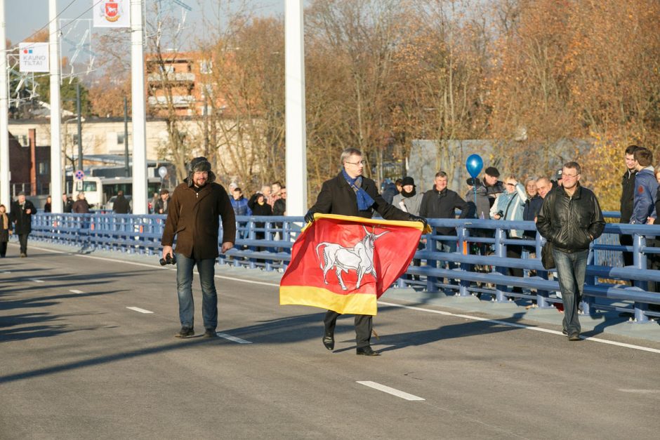 Ilgai laukta akimirka: Kaune atidarytas Panemunės tiltas