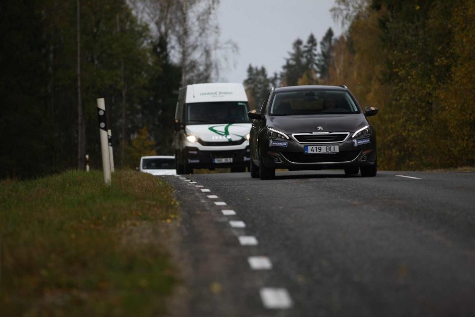 „TopGear“ rinko ir išmaniausią metų automobilį