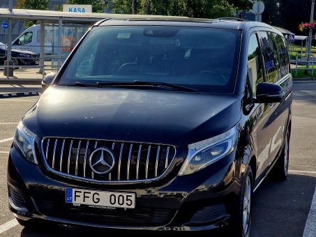 Skelbimas - Keleivių pervežimo sprendimai Mercedes automobiliais