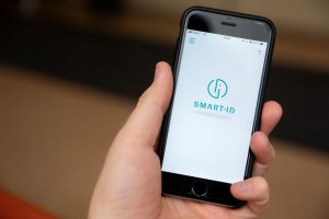 „Smart-ID“ atakos: kas puola bankų klientus?