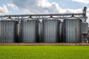 Prokuratūra tirs, ar trąšų saugykla Panevėžio rajone nepažeidžia gyventojų interesų