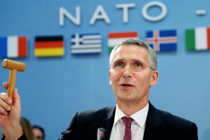 J. Stoltenbergas šaukia NATO ir Ukrainos Tarybos posėdį