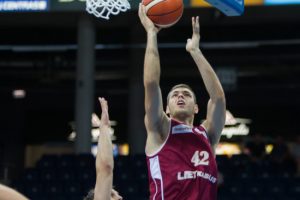 „Lietkabelis“ sutrypė „Barons“ krepšininkus