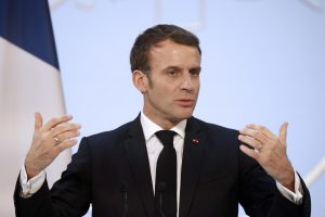 Prezidentūra: Macronas naują Prancūzijos premjerą įvardys penktadienį ryte